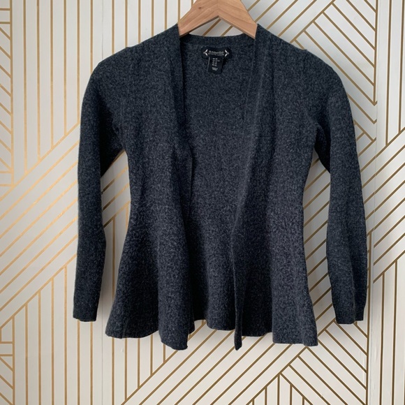 🍀 3/$30 Nanette Lepore extrafine merino wool blend cardigan sweater gray grey XS - Picture 3 of 9